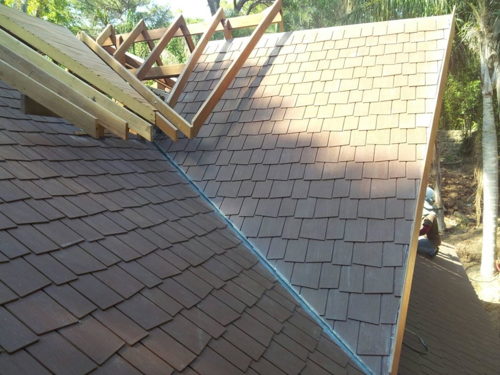 Specialists in Traditional Thai Houses roofing
